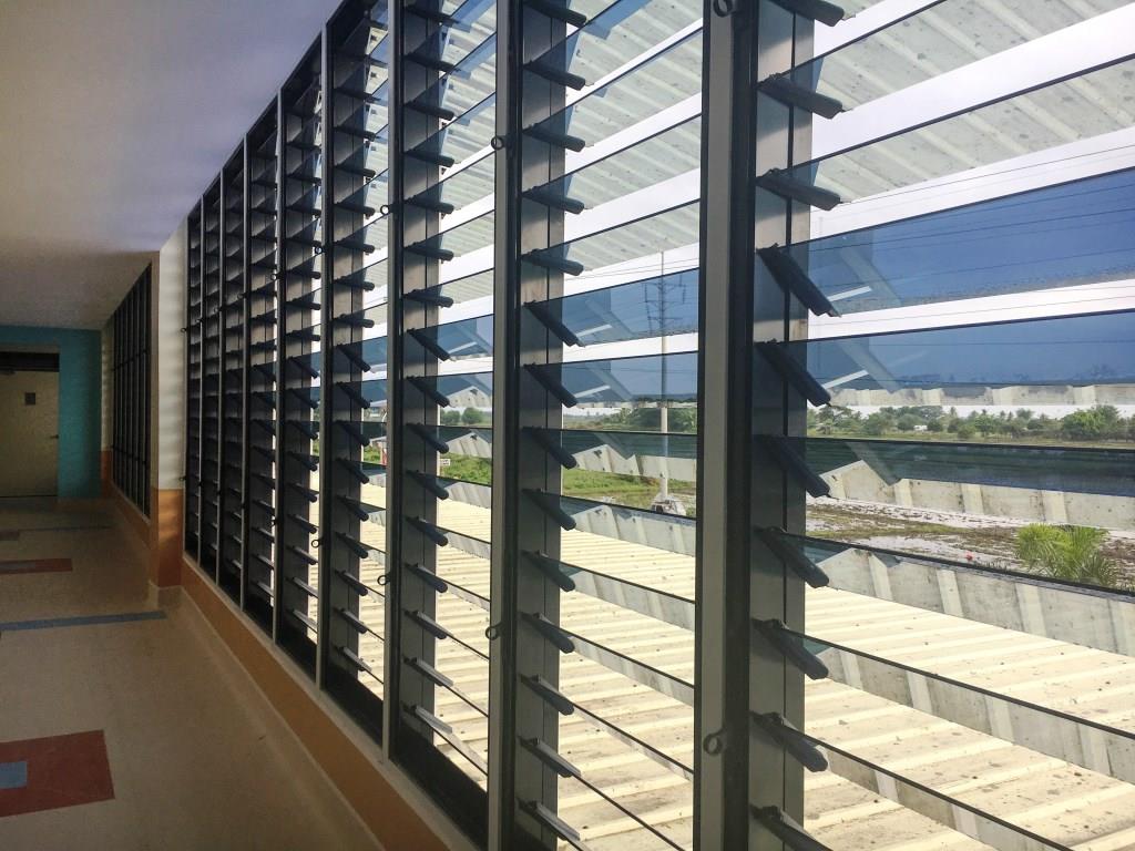 Santiago Medical City uses ios Window System